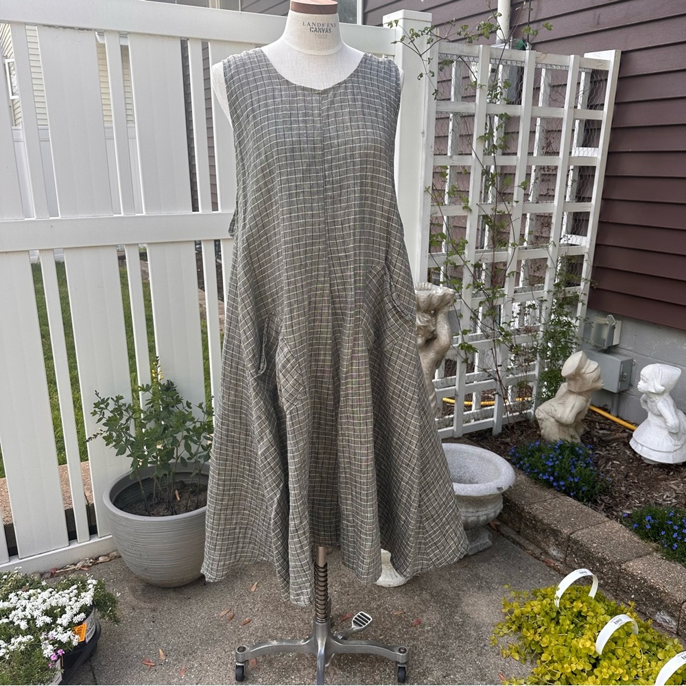 Flax Gray Plaid Sleeveless Dress
